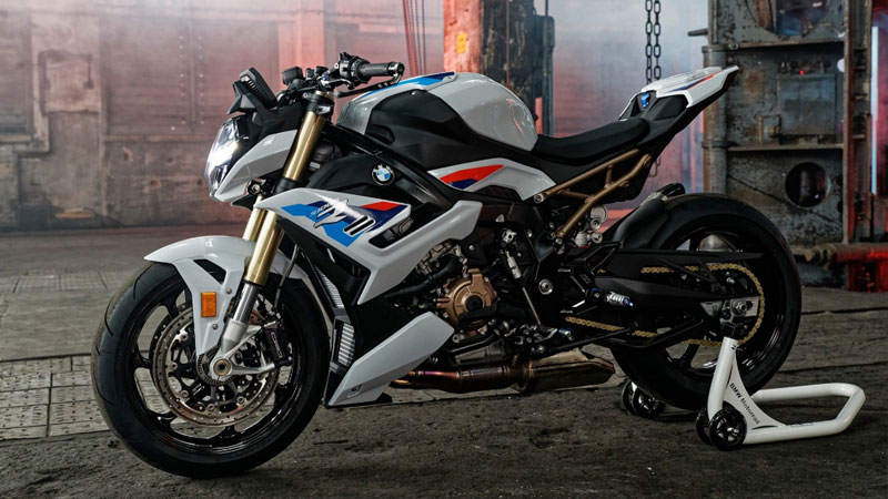 Bmw 1000r мотоцикл